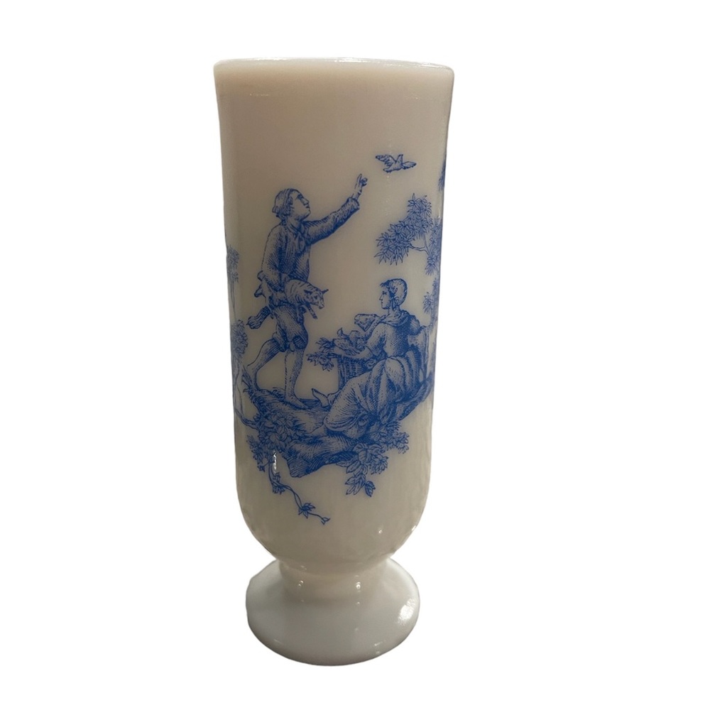 ⭐️3/$20⭐️ Vintage Milk Glass Small Vase Cup Avon Blue Colonial Man Woman
